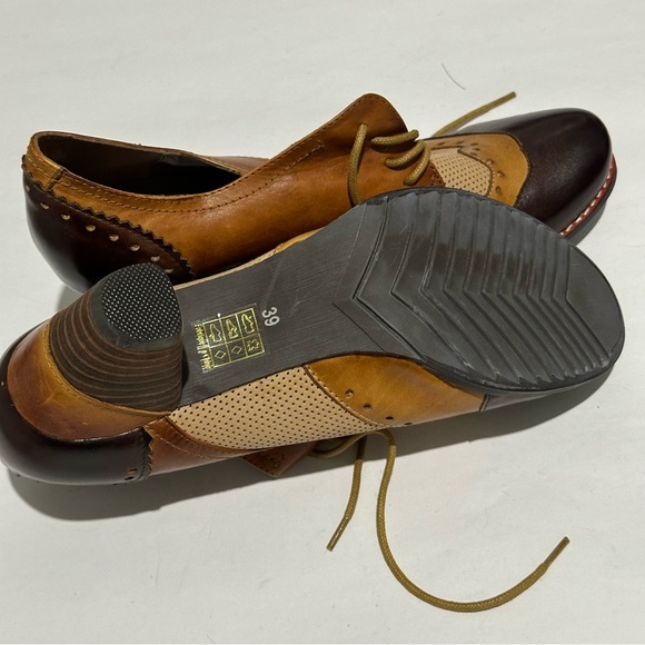 Vintage looking new Oxford pumps - Picture 5 of 6